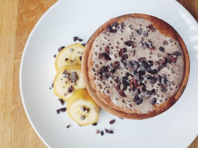 the chocolate chip banana power smoothie_hot for food