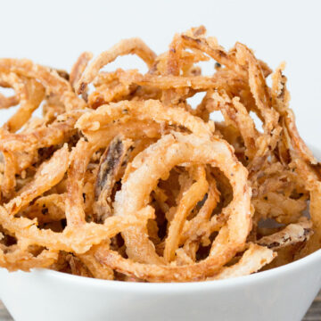 crispy onion strings_hot for food