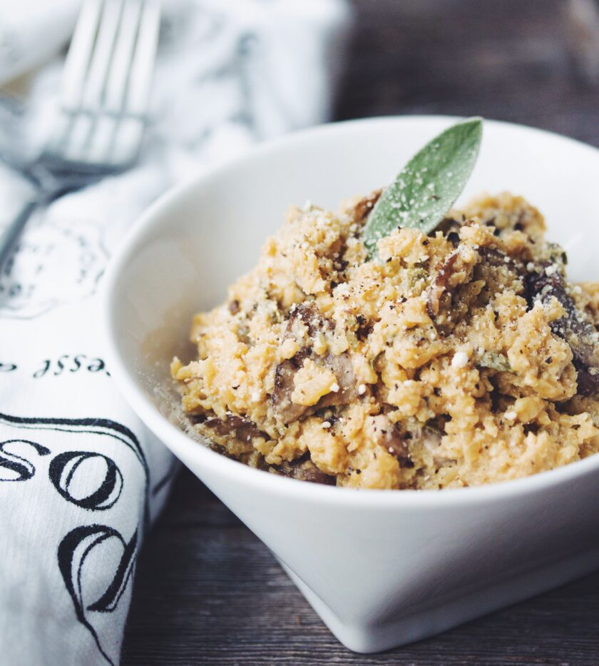 mushroom sage cauliflower risotto_hot for food