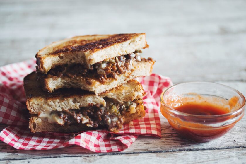spicy grilled beef cheese sandwich_hot for food
