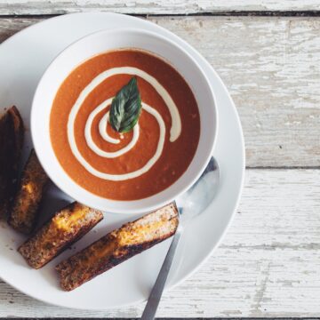 creamy vegan tomato soup_hot for food