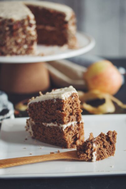 vegan christmas recipe apple spice cake with maple buttercream