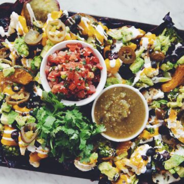 roasted veggie sheet pan nachos_hot for food