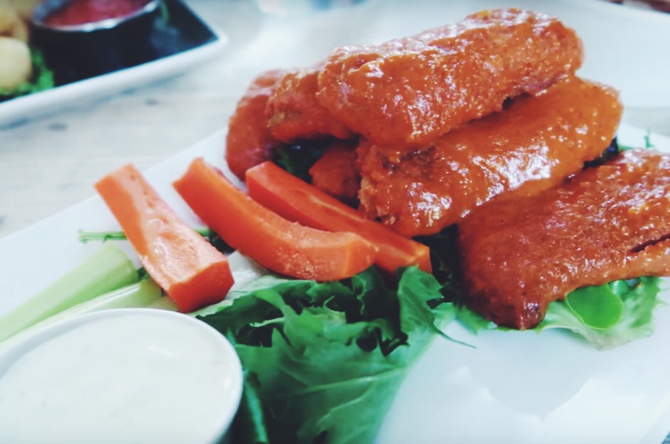 envie2_what i ate in halifax_hot for food