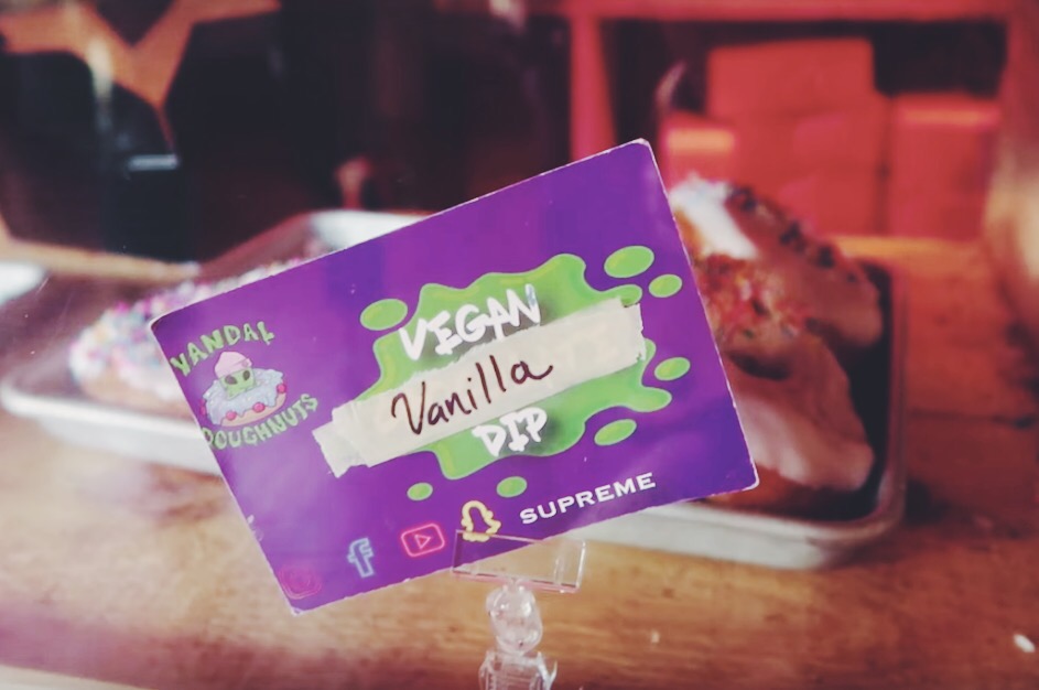 vandal doughnuts_hot for food