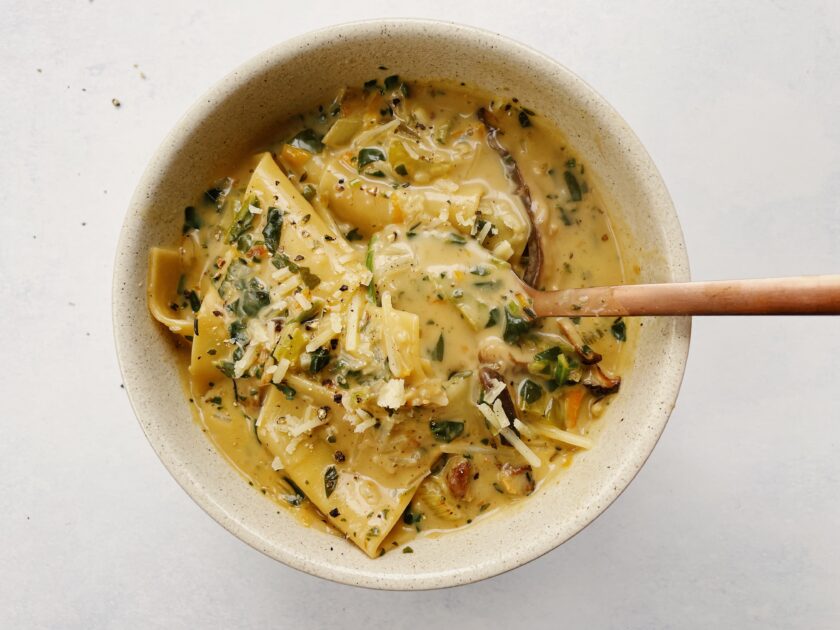vegan white lasagna soup